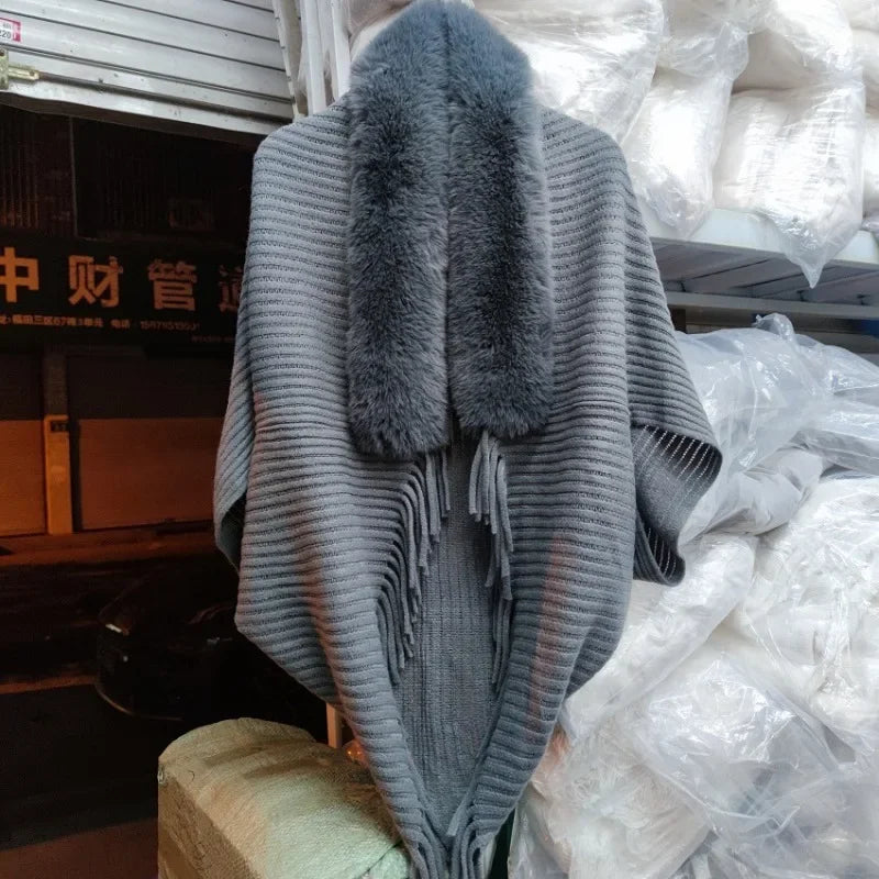 New winter shawl cloak jacket for women, fashionable and luxurious, paired with loose autumn fur collar knitted cardigan